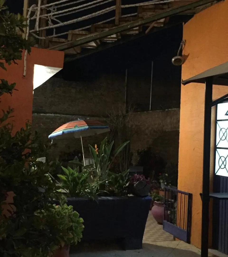 Casa Nangpa And Hostel Guadalajara Vendégház